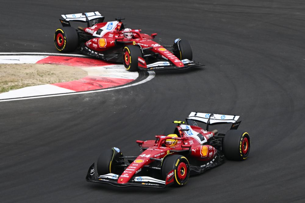 篮球篮网更新战术板，全队轮转更灵活