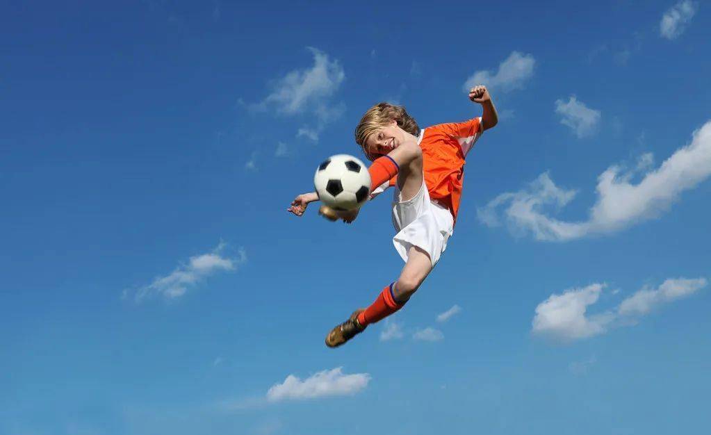 2025中乙最佳青年球员候选：彭啸领衔，帅惟浩、袁建锐入选